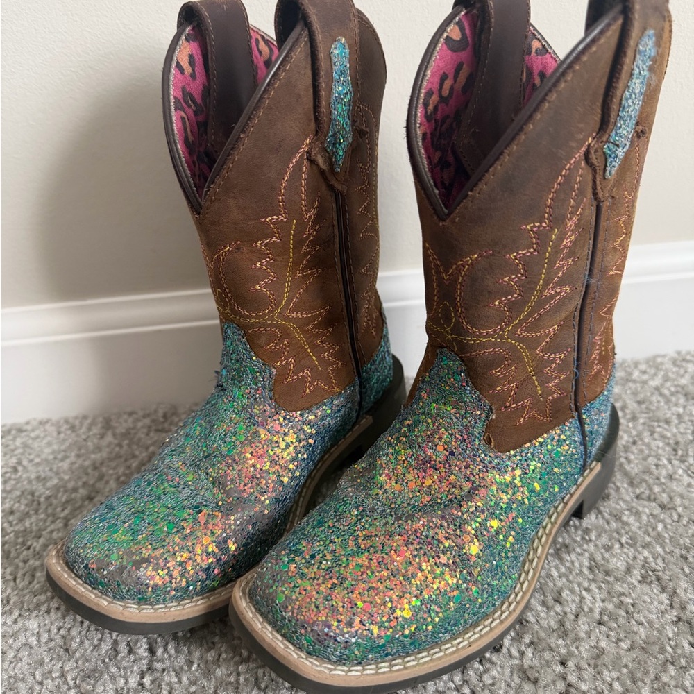 Shyanne Brown Leather Boots with Pink Leopard Lining